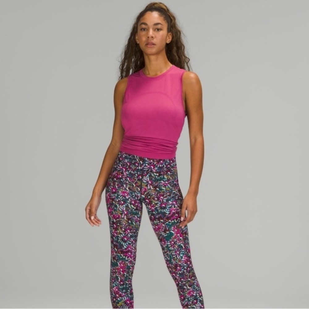 EUC Lululemon Base Pace HR Running tights Brushed Floral Electric Multi